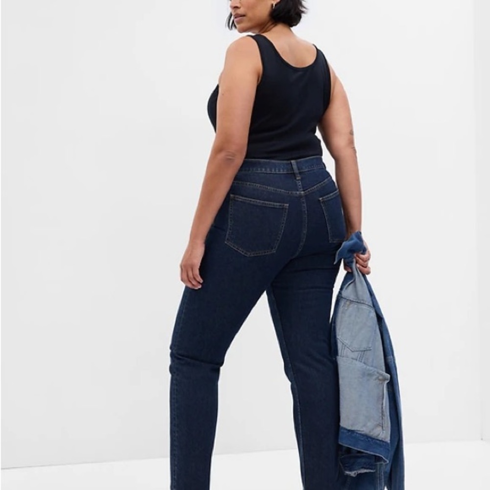 GAP Women’s Deep Indigo high rise Straight Jeans
